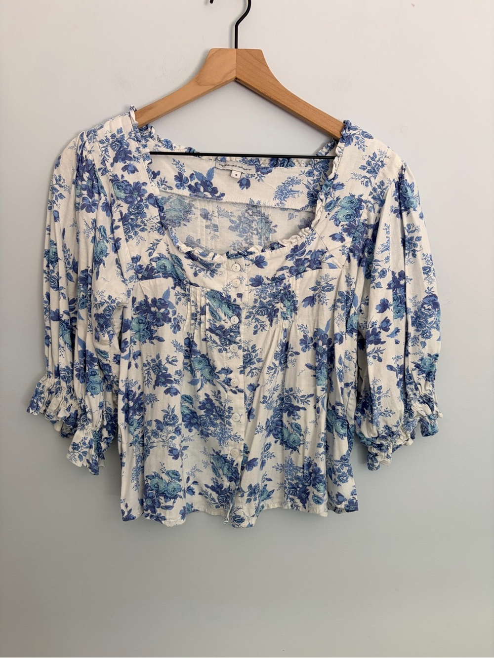 cupcakes & cashmere White and Blue Floral Button-Front Blouse